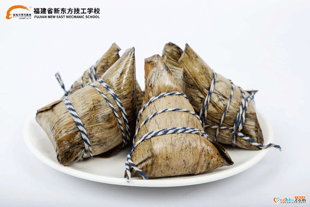 淡淡粽叶香 浓浓世间情 粽子拍了拍你 说：端午安康-4.jpg