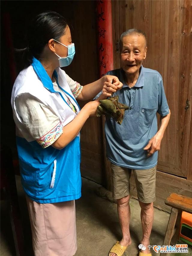 宁德市各地计生协会开展形式多样的粽叶飘香、情暖端午志愿者服务活动-10.jpg