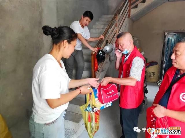 宁德市各地计生协会开展形式多样的粽叶飘香、情暖端午志愿者服务活动-12.jpg
