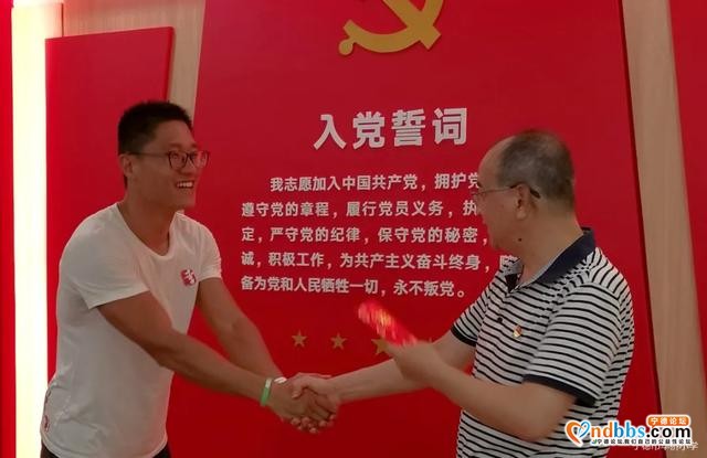 宁德：「和润·领导关怀」卓立丹到校慰问困难党员-4.jpg