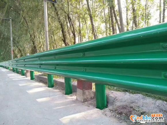 华荣交通设施有限公司 主营业务 护栏板 立柱 各种规格小件-8.jpg