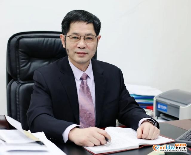 战疫院长访谈录 | 福建省宁德市医院党委书记陈子春：面对病魔“正面刚”危难之时“敢亮剑”-2.jpg