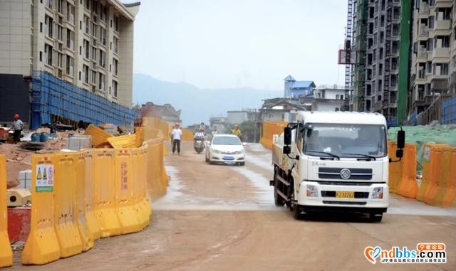 蕉城八一五路东段实现南半幅道路通车-2.jpg