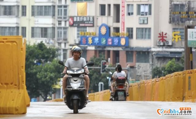 蕉城八一五路东段实现南半幅道路通车-3.jpg