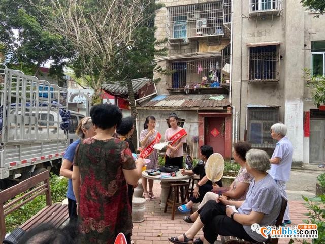 蕉城区妇联开展庆祝建党99周年巾帼理论宣讲轻骑兵走进芦坪社区宣讲活动-1.jpg