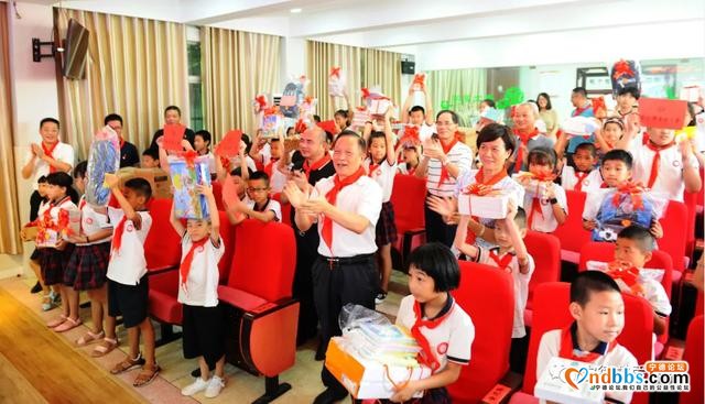 宁德市第四期“关爱微心愿”捐赠仪式圆满举行-3.jpg