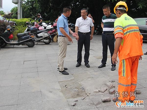 东侨：开发区领导暗访督查农贸市场环境整治工作-3.jpg