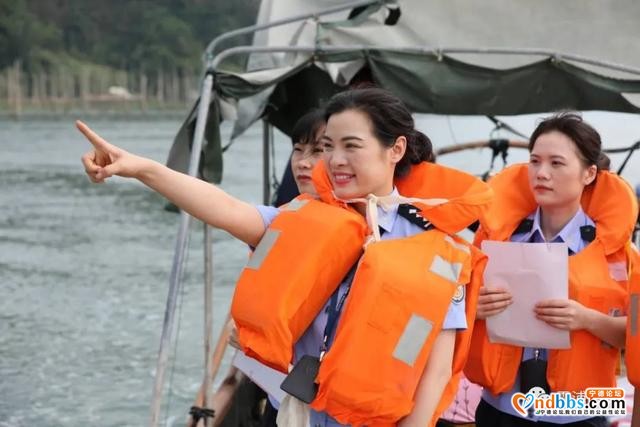 【故事】宁德霞浦：聚焦出入境“最美警花”的一天（963）-8.jpg