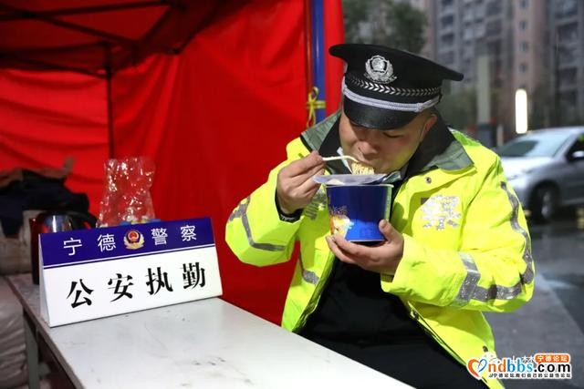 蕉城民警曾国庄入选“宁德好人榜”-6.jpg
