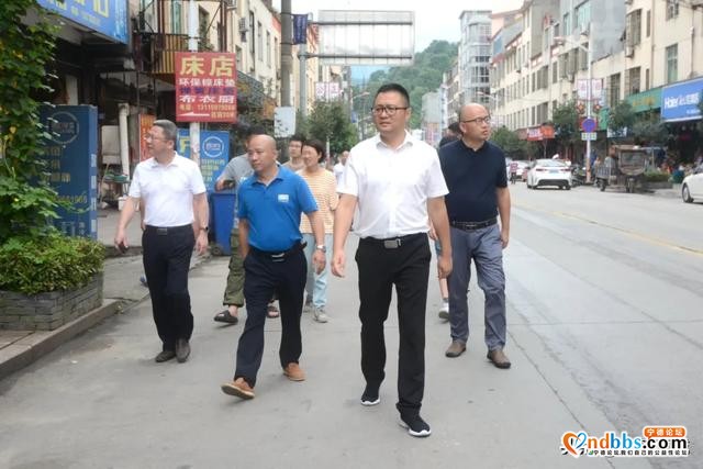 区领导赴洋中镇调研督查“创城”情况，为整改工作鼓劲~-1.jpg