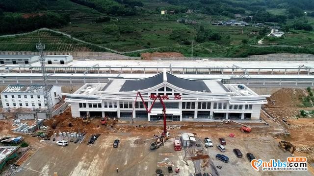 衢宁铁路蕉城站站房工程进入哪一阶段？记者带你一起看-1.jpg
