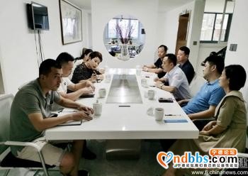 宁德团市委书记、市青联主席霍立昀慰问一线新闻工作者-2.jpg