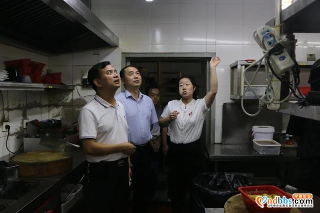 宁德：龙岩市城市管理局莅宁考察油烟污染治理工作-5.jpg