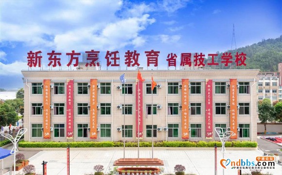 中考加油 愿你们乘风破浪，在青春路上光彩绽放-4.jpg