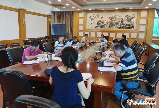 宁德市工信局党组理论学习中心组开展“初心坚守”专题学习研讨-1.jpg