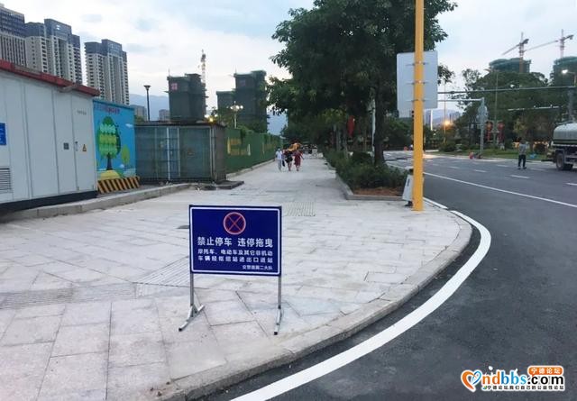 宁德新闻红黑榜?丨有人在高速上行走？危险-1.jpg