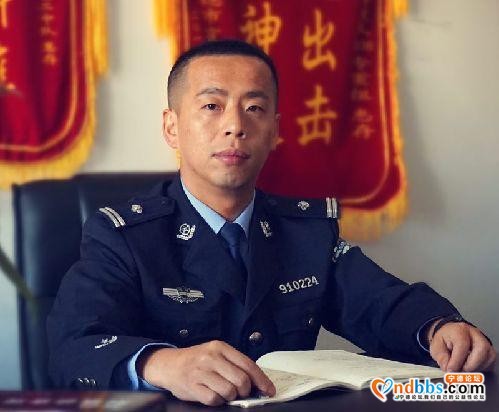 杨凯：以“滴水穿石”的精神去捍卫刑侦荣耀-1.jpg