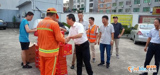 宁德公路：省、市、县三级纷纷为养护人员送上清凉-7.jpg