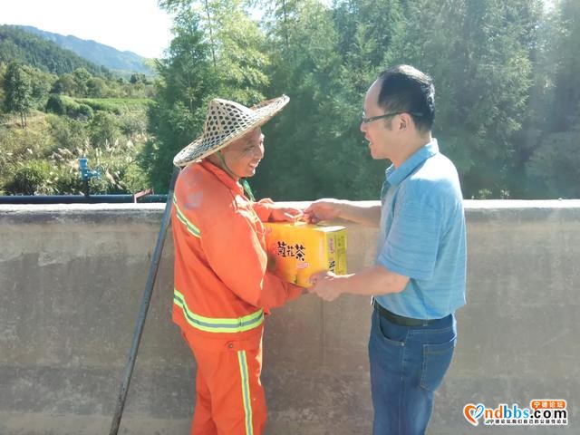 宁德公路：省、市、县三级纷纷为养护人员送上清凉-16.jpg
