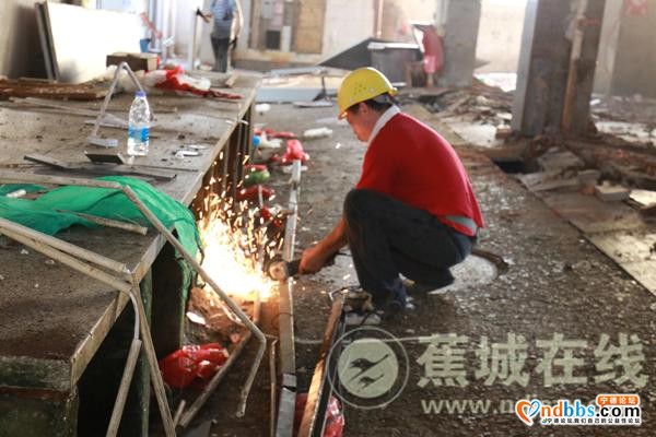 蕉北宁孚市场有序施工中-2.jpg