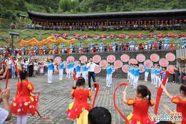 “心连心”慰问演出走进宁德 今日下党群星云集，热闹非凡-4.jpg