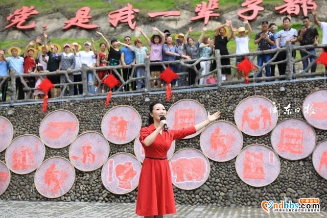 “心连心”慰问演出走进宁德 今日下党群星云集，热闹非凡-2.jpg