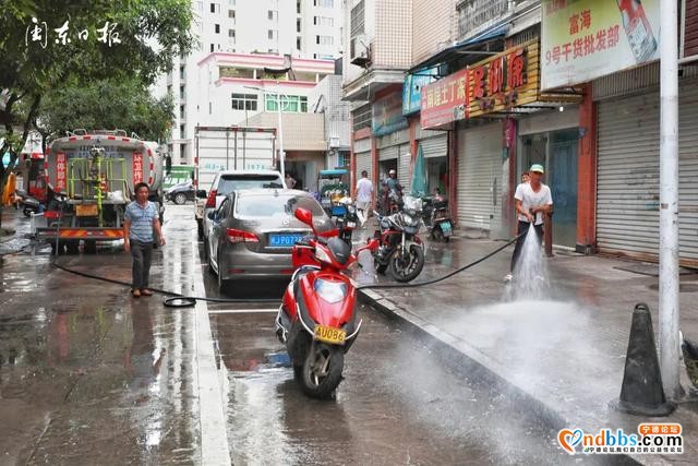 宁德新闻红黑榜?丨好样的！清理公园垃圾、清洗街道、拆除非法遮阳伞、确保消防通道畅通……-7.jpg