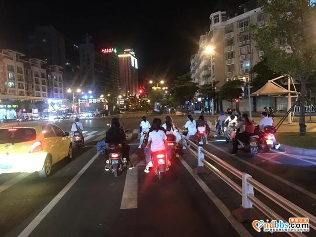宁德新闻红黑榜?丨好样的！清理公园垃圾、清洗街道、拆除非法遮阳伞、确保消防通道畅通……-15.jpg