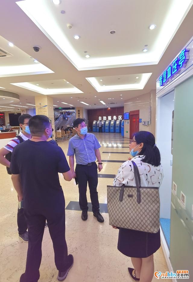 宁德市医院院长吴光辉一行前往厦门参观考察学习-4.jpg