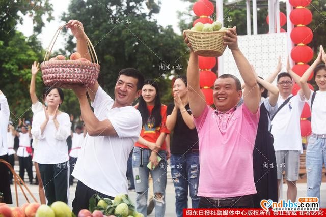 图讯丨“心连心”慰问演出走进宁德市区南岸公园-4.jpg