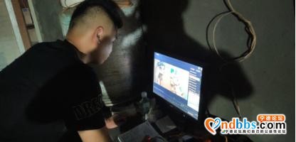 手机失而复得，福建东侨民警获赠锦旗-2.jpg