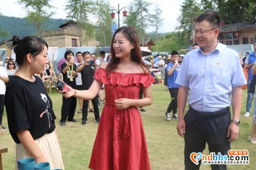 卖货765余万！宁德屏南“县长天团”首次“直播带货”！特色农产品插上“云翅膀”-9.jpg
