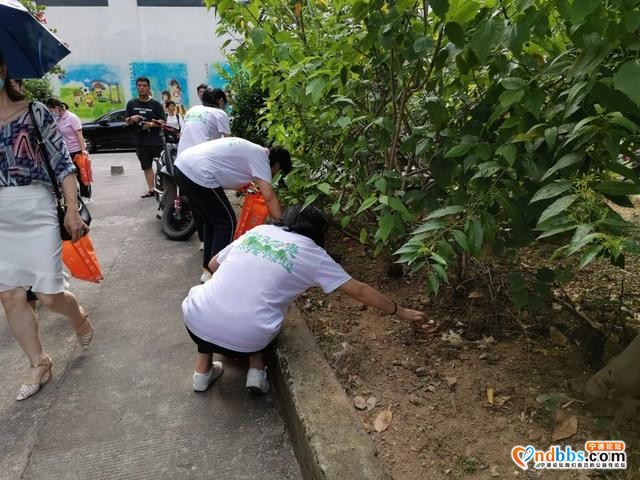 三社联动｜大地美容+零废弃日生活 立“圾”行动进鹤峰社区-7.jpg