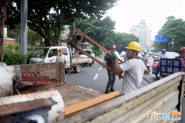 违规广告牌集体“下岗”中，让群众安心又舒心~-7.jpg