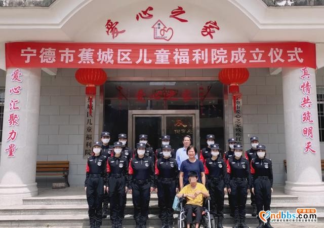 情系福利院，警心暖童心-4.jpg