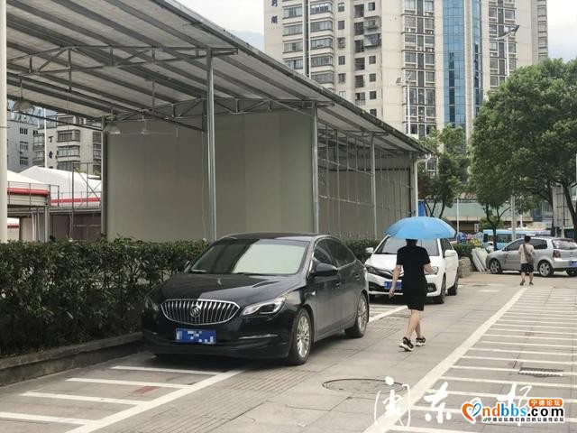 宁德新闻红黑榜?丨遛狗未戴束犬链、工程车辆擅自安装警灯……真不文明-12.jpg