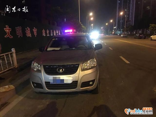 宁德新闻红黑榜?丨遛狗未戴束犬链、工程车辆擅自安装警灯……真不文明-15.jpg