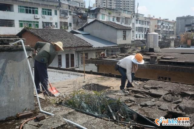 东湖社区一处D级危房被拆-4.jpg
