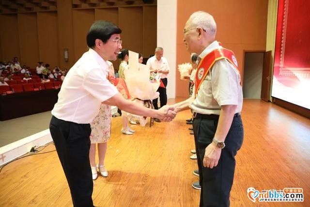 中国医师节｜坚守医者初心 不负白衣荣光——宁德师范学院附属宁德市医院举办“2020年中国医师节”庆祝活动-6.jpg