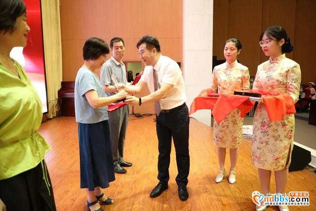 中国医师节｜坚守医者初心 不负白衣荣光——宁德师范学院附属宁德市医院举办“2020年中国医师节”庆祝活动-8.jpg