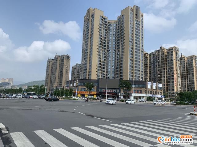 补短板提“颜值”，市政改善让生活环境更宜居-1.jpg