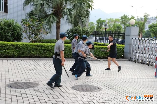 东侨巡特警联合宁德市联通公司开展反恐应急处置演练-4.jpg