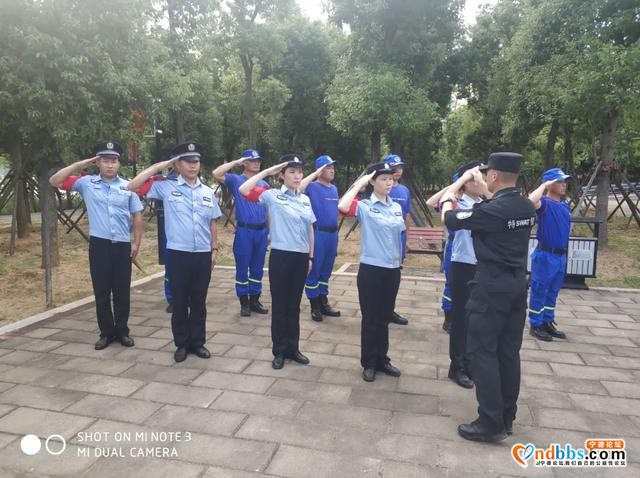 环东湖巡防队与宁德市蓝天救援队开展联合队列训练-1.jpg