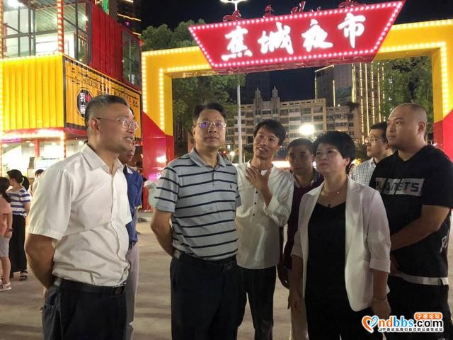 市委书记逛“蕉城夜市”惦记城市“烟火气”-1.jpg
