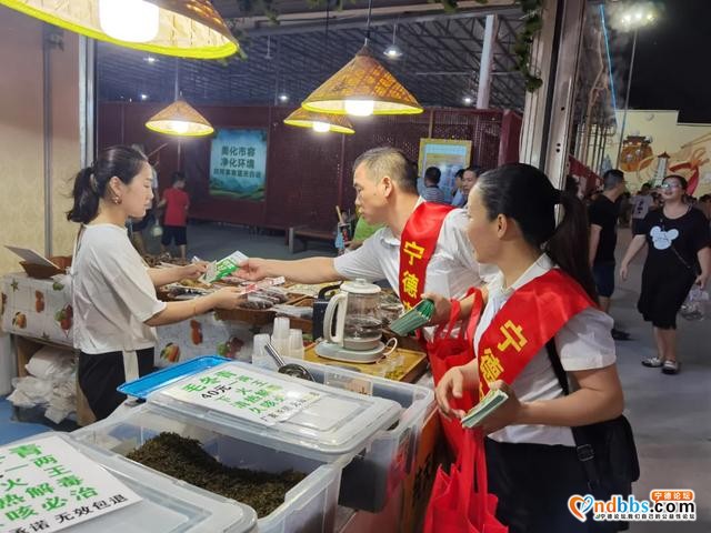 宁德农商银行“3+1”模式，金融赋能“地摊经济”-6.jpg
