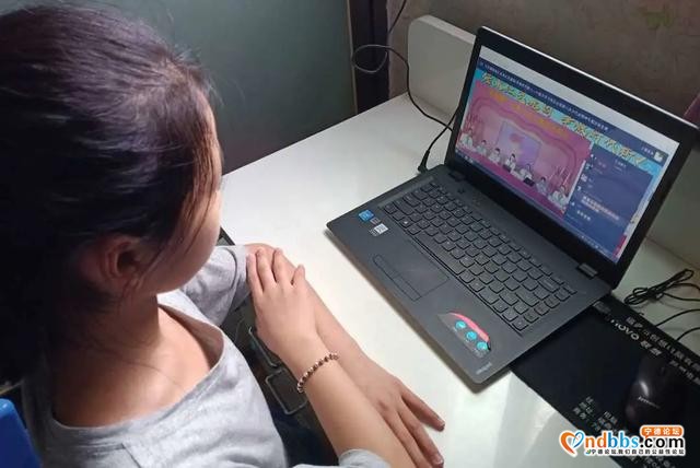 传承红色基因 争做时代新人 | 桐北中心小学组织学习传达全国第八次少代会精神直播访谈活动-4.jpg