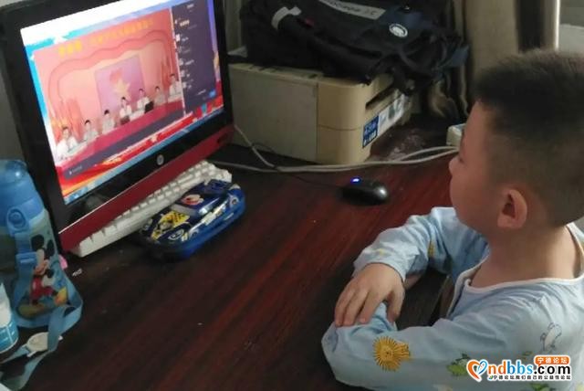 传承红色基因 争做时代新人 | 桐北中心小学组织学习传达全国第八次少代会精神直播访谈活动-10.jpg