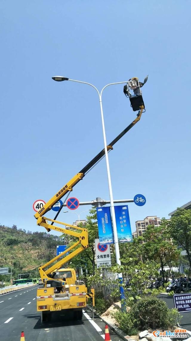 市政篇 | 路灯明 道路清 城市管理暖人心-11.jpg