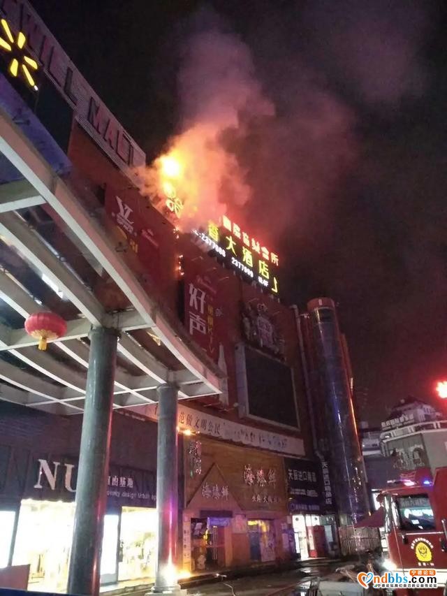 四方联动，沃尔玛“褪”去繁杂清新登场-7.jpg