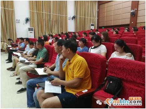 东侨开发区秋季开学疫情防控工作专题会议在东侨经济技术开发区中学召开-2.jpg